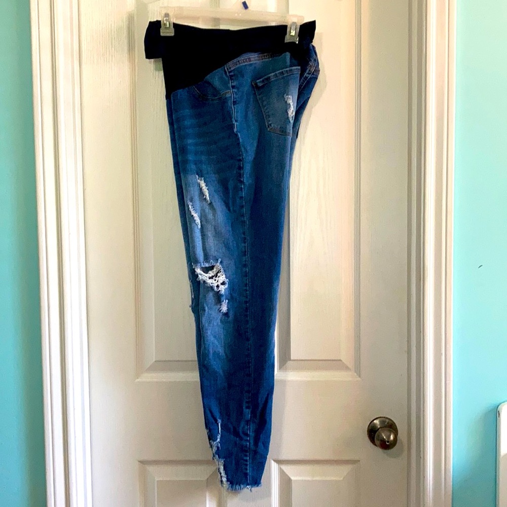 Maternity skinny jeans. Size XL. Song maternity.